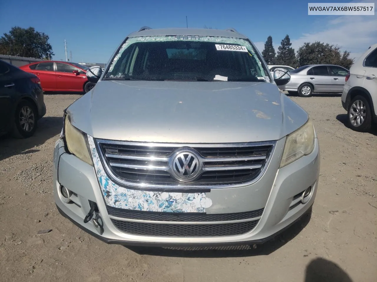 2011 Volkswagen Tiguan S VIN: WVGAV7AX6BW557517 Lot: 76485334