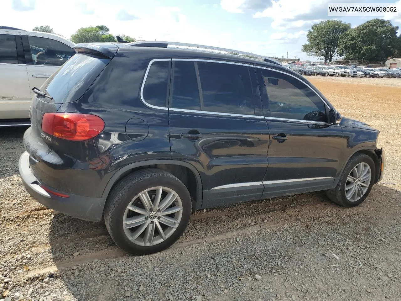 WVGAV7AX5CW508052 2012 Volkswagen Tiguan S