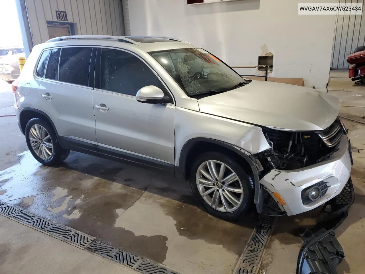 WVGAV7AX6CW523434 2012 Volkswagen Tiguan S