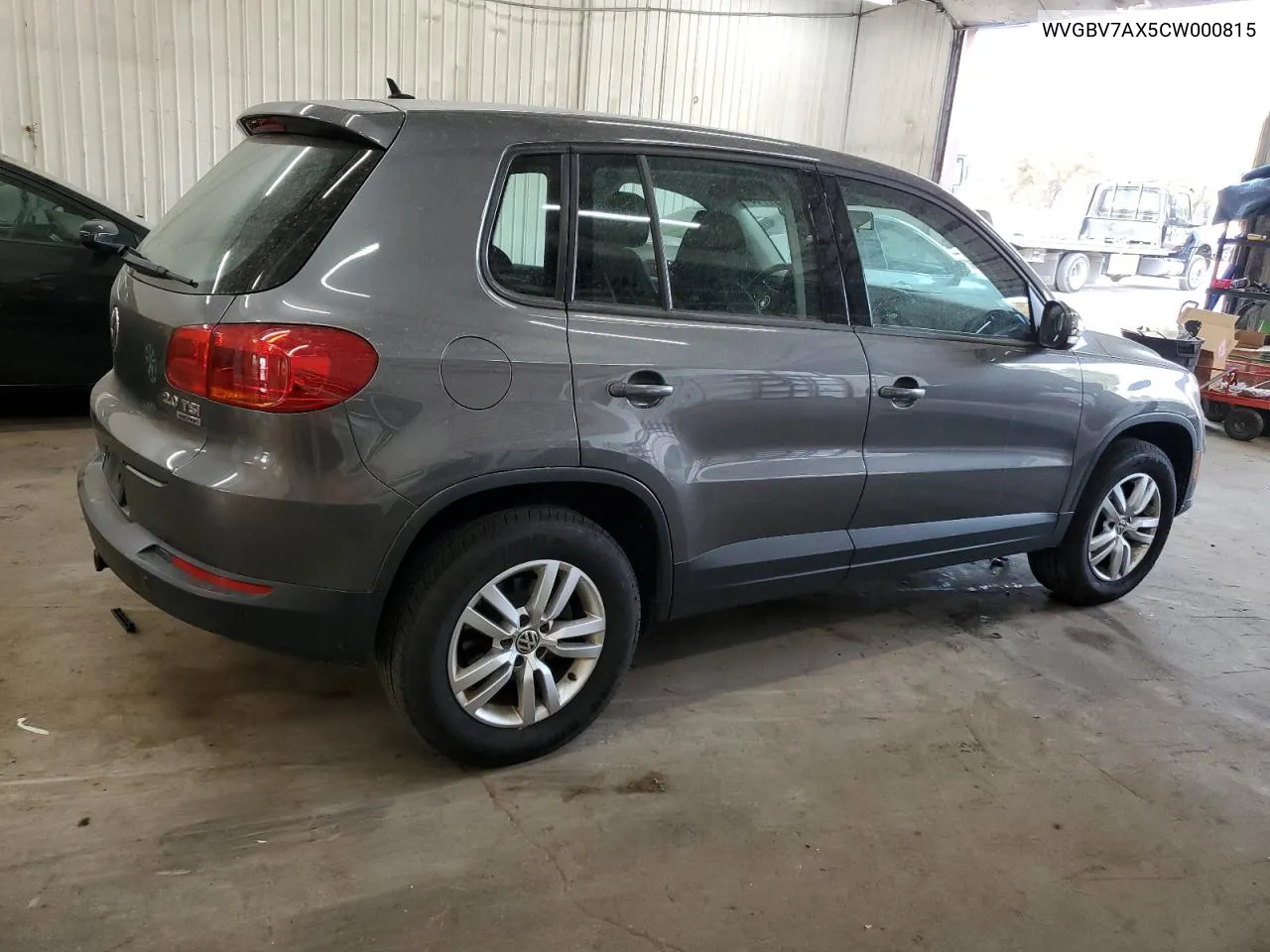 2012 Volkswagen Tiguan S VIN: WVGBV7AX5CW000815 Lot: 77117714