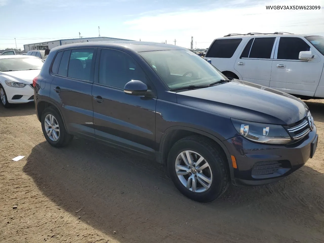 2013 Volkswagen Tiguan S VIN: WVGBV3AX5DW623099 Lot: 71218454