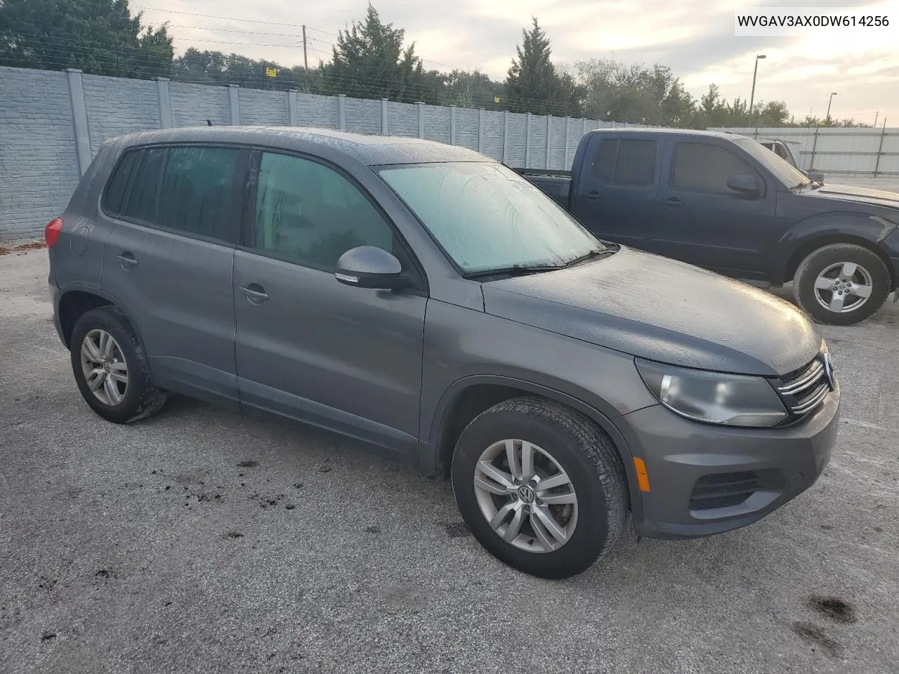 2013 Volkswagen Tiguan S VIN: WVGAV3AX0DW614256 Lot: 77913184