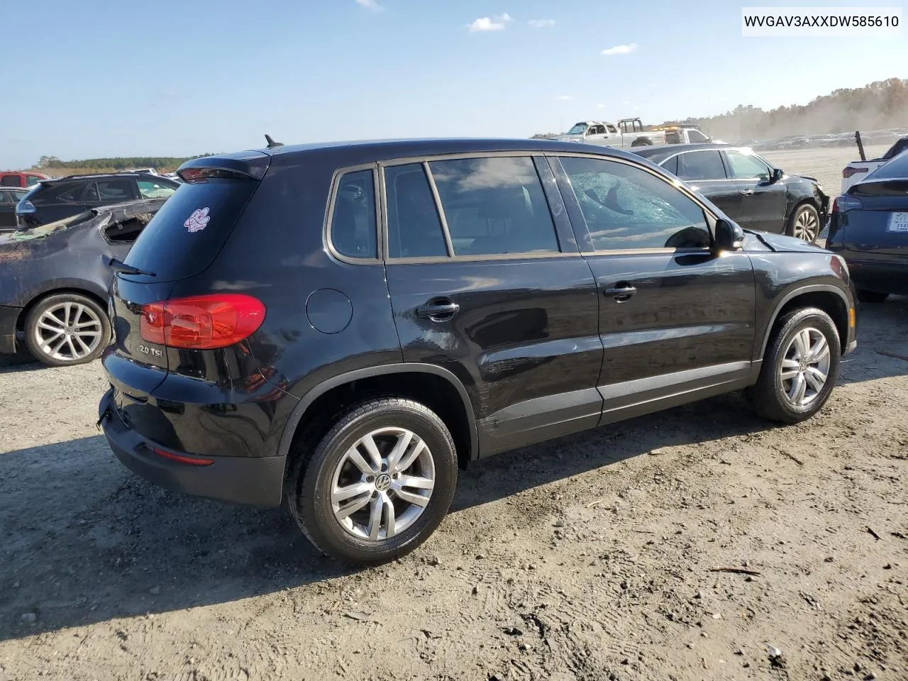 WVGAV3AXXDW585610 2013 Volkswagen Tiguan S