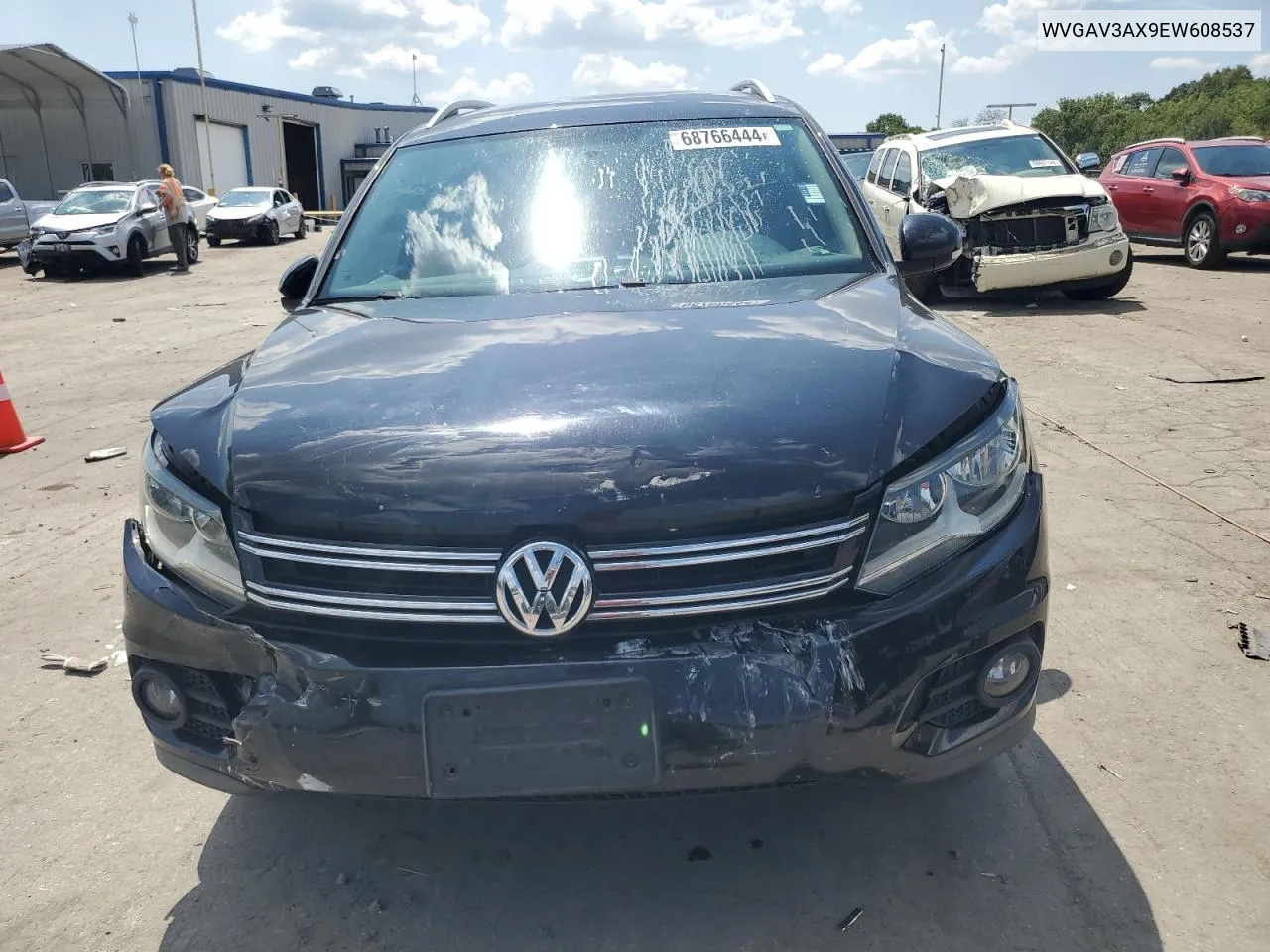 WVGAV3AX9EW608537 2014 Volkswagen Tiguan S