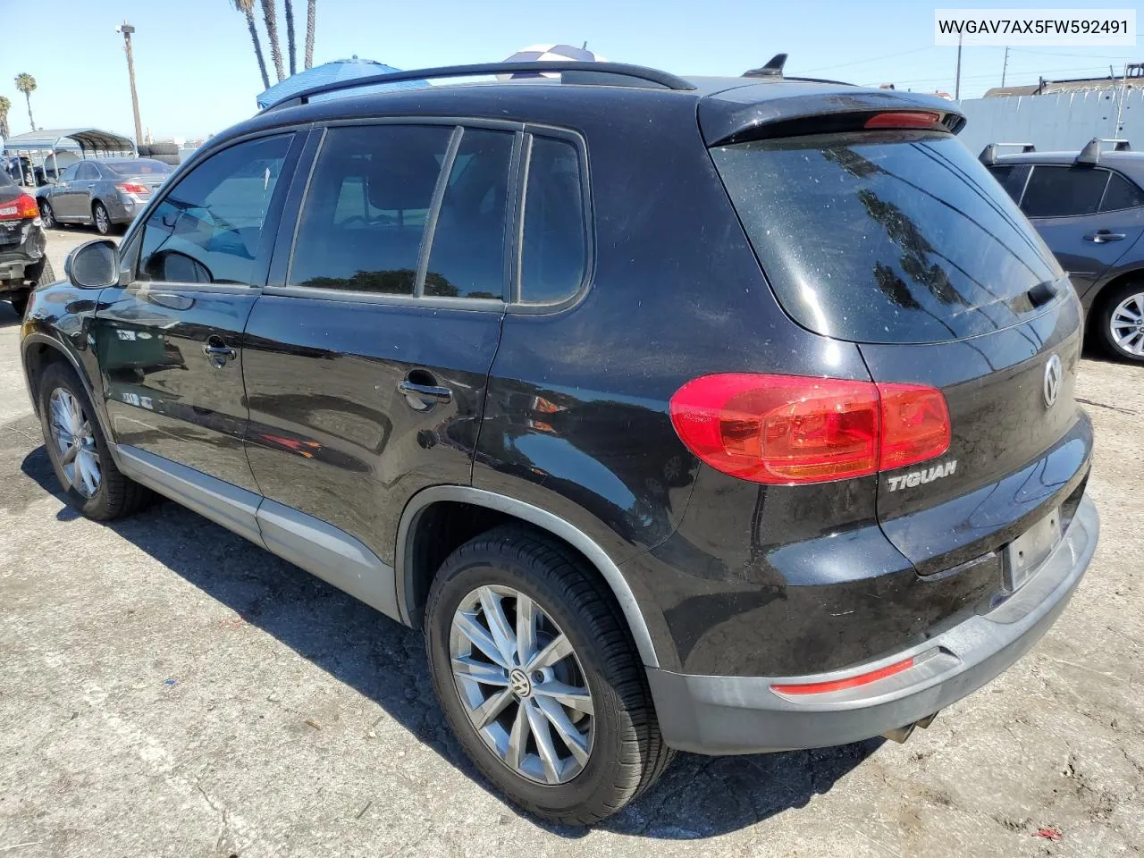 WVGAV7AX5FW592491 2015 Volkswagen Tiguan S