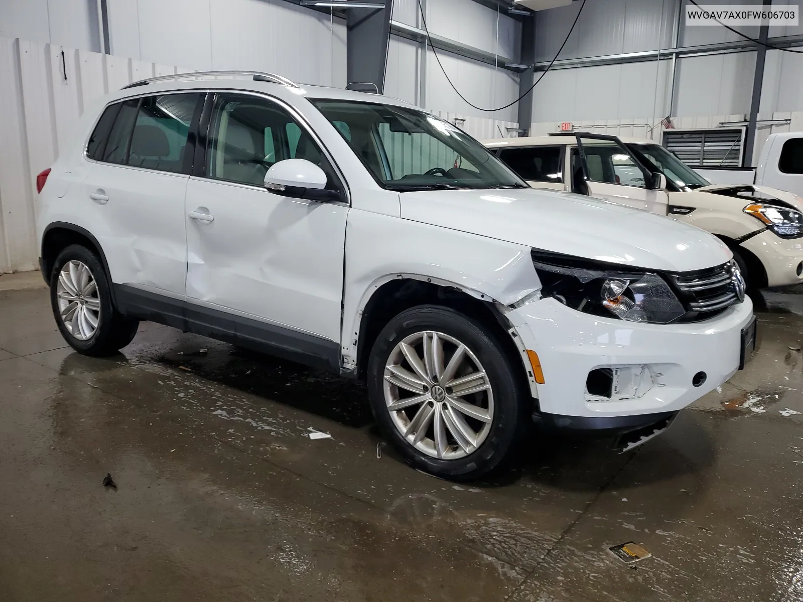 2015 Volkswagen Tiguan S VIN: WVGAV7AX0FW606703 Lot: 68454764