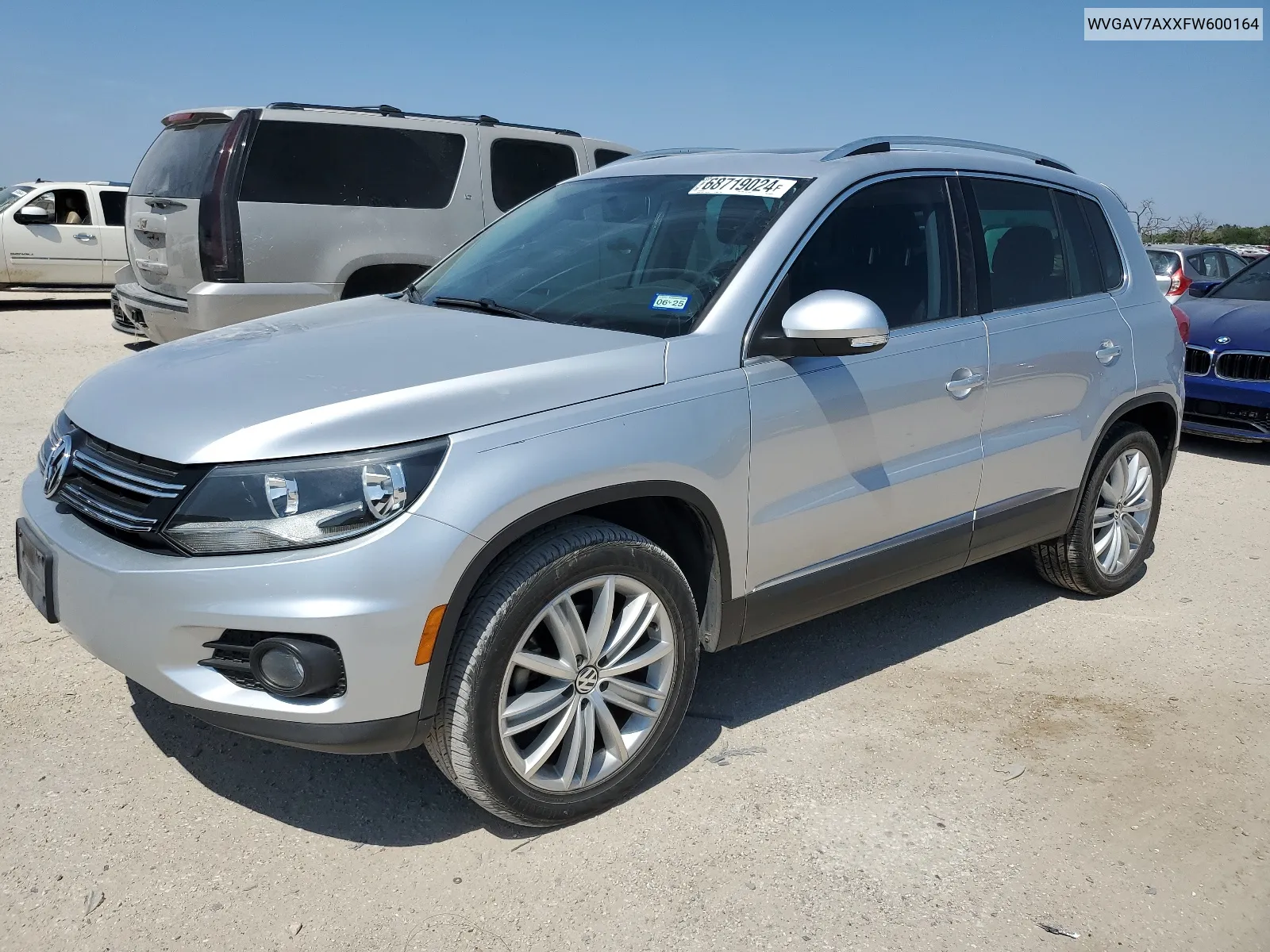 WVGAV7AXXFW600164 2015 Volkswagen Tiguan S