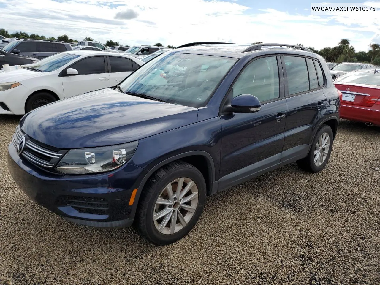 2015 Volkswagen Tiguan S VIN: WVGAV7AX9FW610975 Lot: 74476984