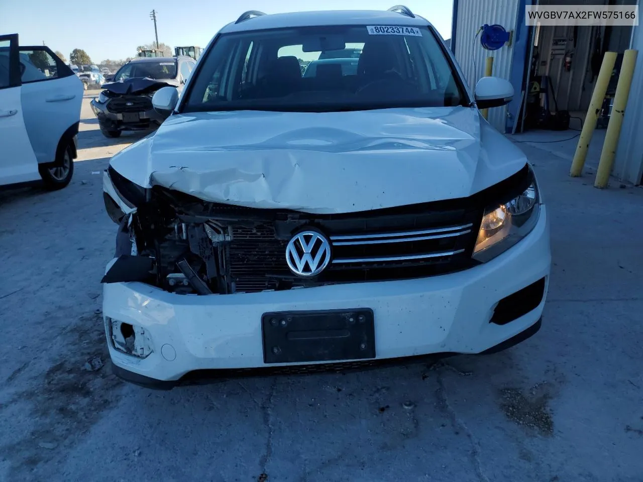 2015 Volkswagen Tiguan S VIN: WVGBV7AX2FW575166 Lot: 80233744