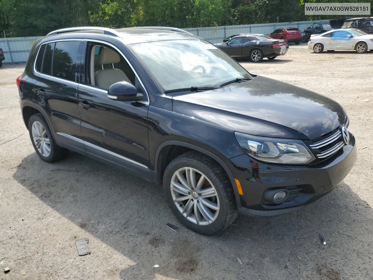 2016 Volkswagen Tiguan S VIN: WVGAV7AX0GW528151 Lot: 60307794