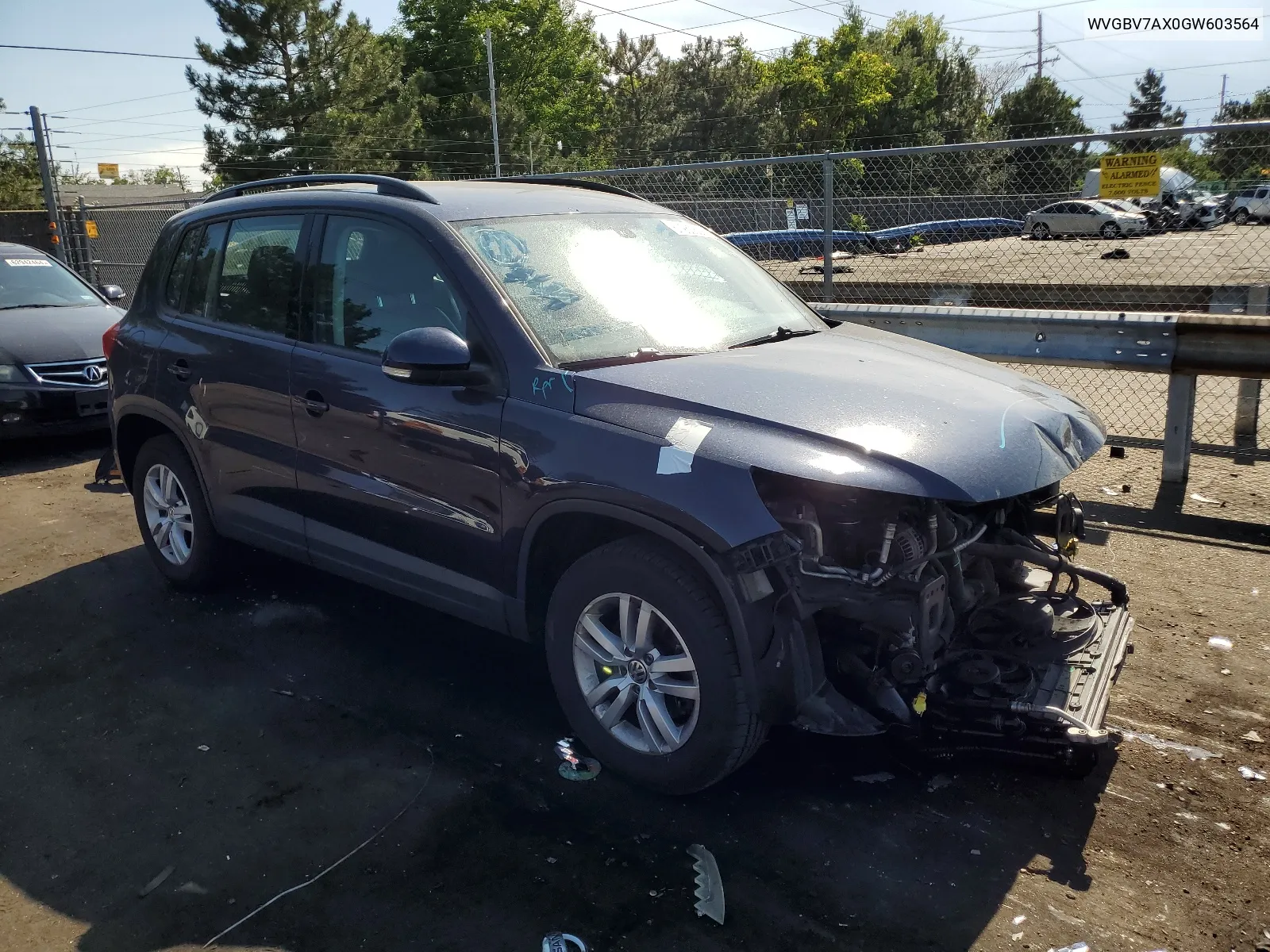 WVGBV7AX0GW603564 2016 Volkswagen Tiguan S