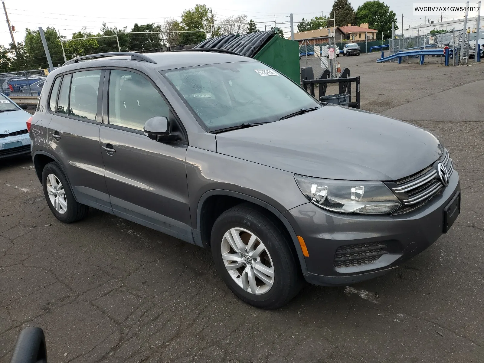 WVGBV7AX4GW544017 2016 Volkswagen Tiguan S