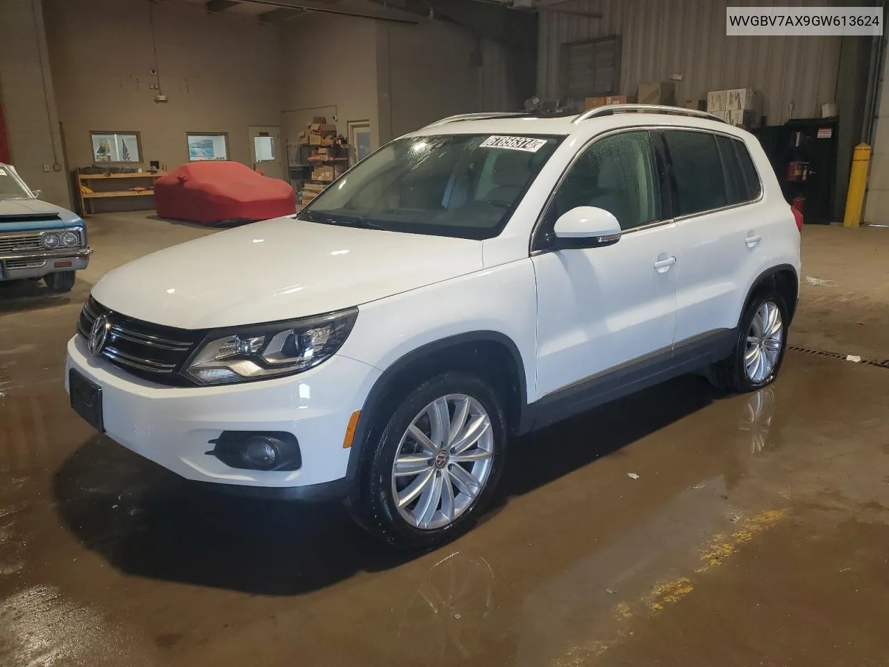 2016 Volkswagen Tiguan S VIN: WVGBV7AX9GW613624 Lot: 67856374