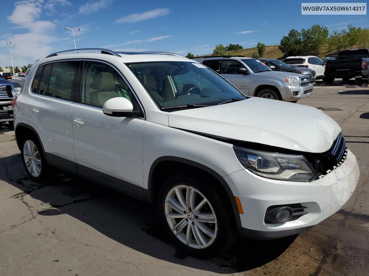 WVGBV7AX5GW614317 2016 Volkswagen Tiguan S