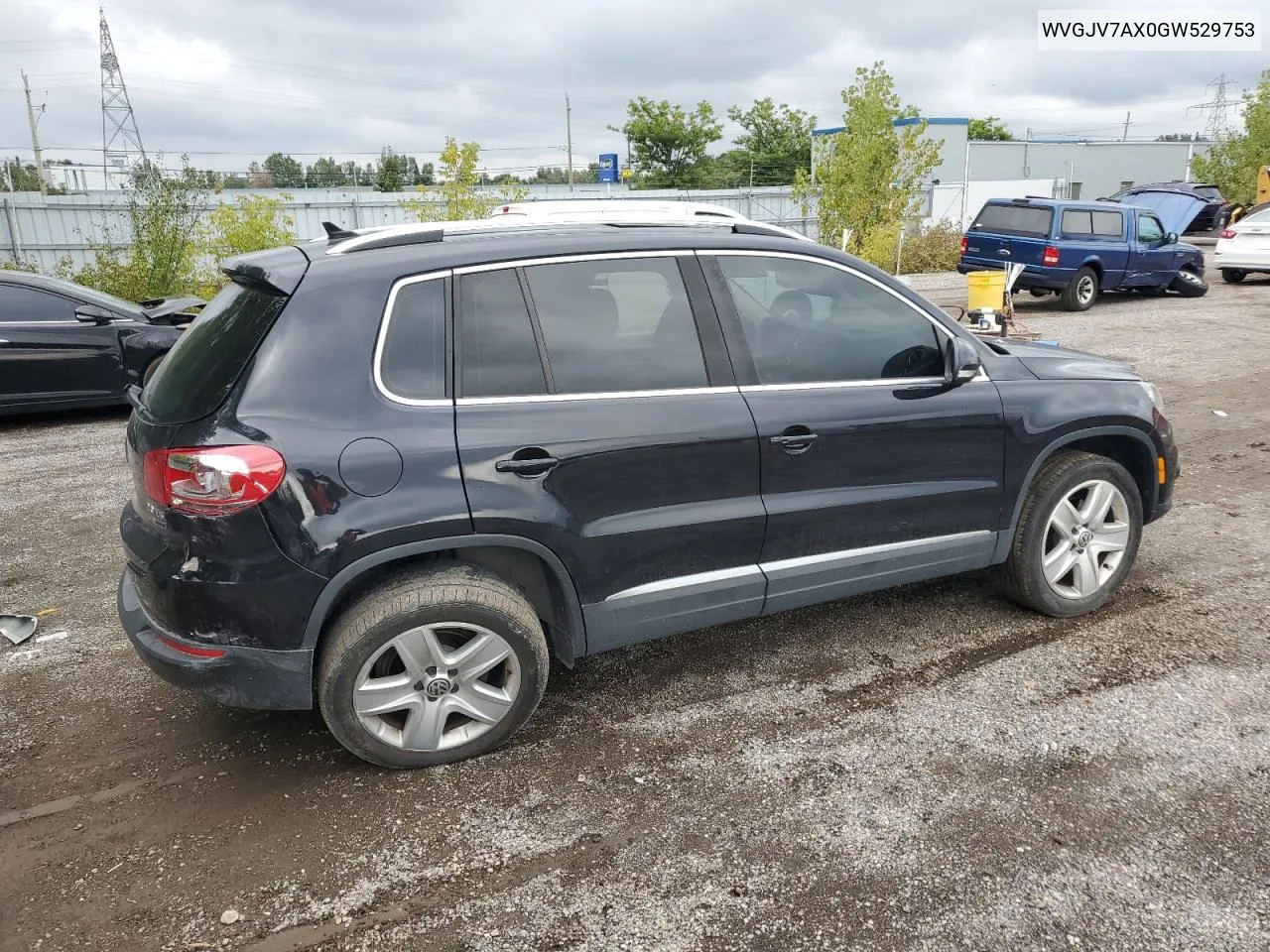 2016 Volkswagen Tiguan Comfortline VIN: WVGJV7AX0GW529753 Lot: 72603414