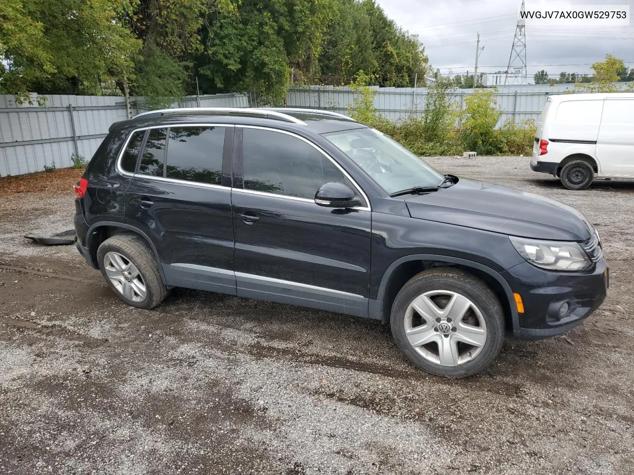 2016 Volkswagen Tiguan Comfortline VIN: WVGJV7AX0GW529753 Lot: 72603414