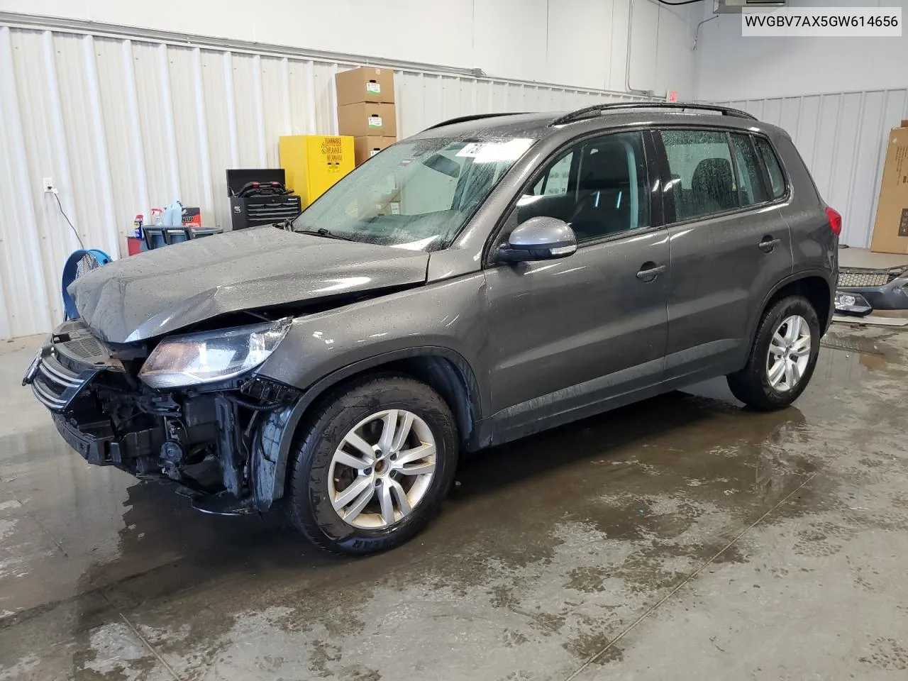 WVGBV7AX5GW614656 2016 Volkswagen Tiguan S