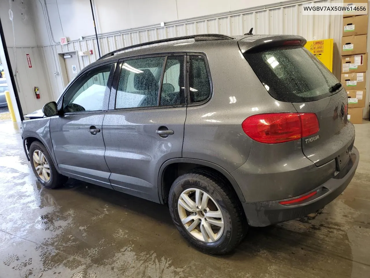 WVGBV7AX5GW614656 2016 Volkswagen Tiguan S