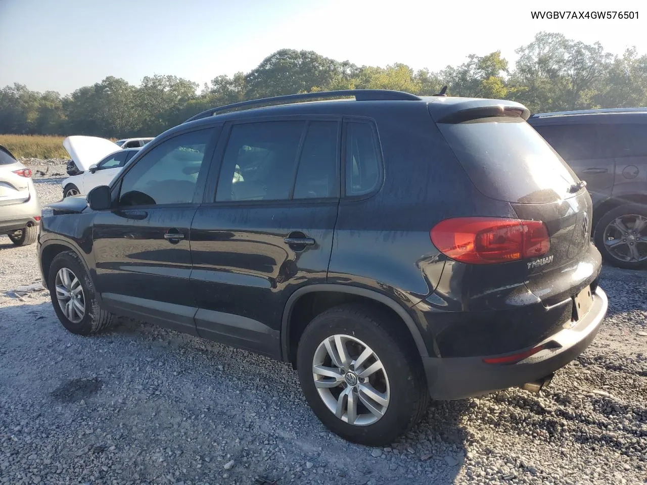 WVGBV7AX4GW576501 2016 Volkswagen Tiguan S