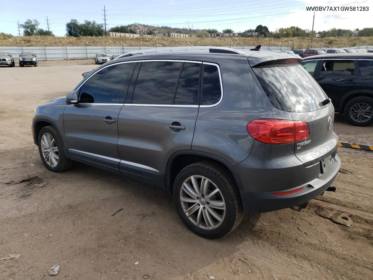 2016 Volkswagen Tiguan S VIN: WVGBV7AX1GW581283 Lot: 74119384