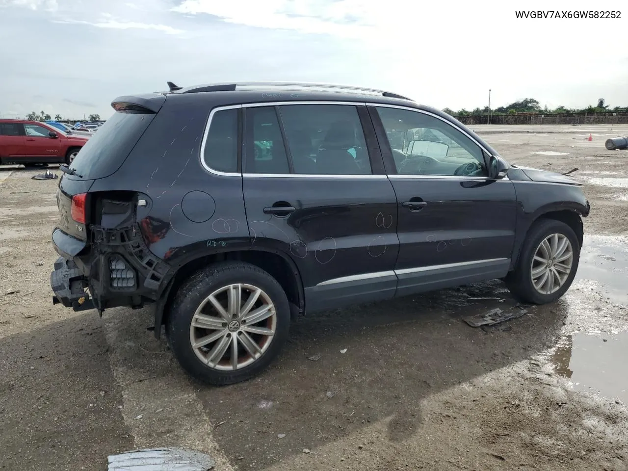 2016 Volkswagen Tiguan S VIN: WVGBV7AX6GW582252 Lot: 74549384