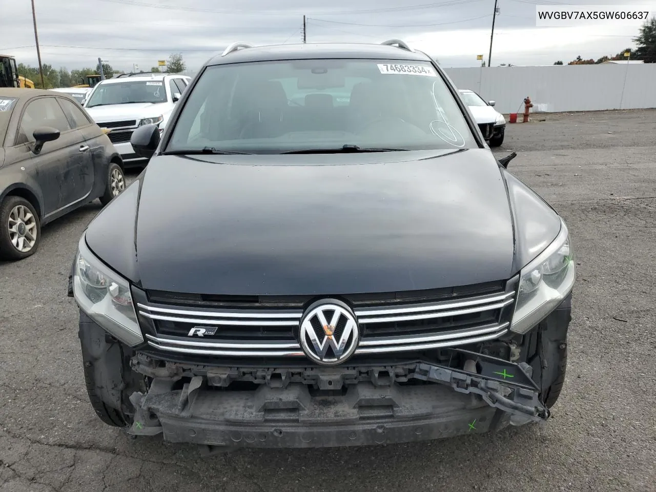 2016 Volkswagen Tiguan S VIN: WVGBV7AX5GW606637 Lot: 74683334