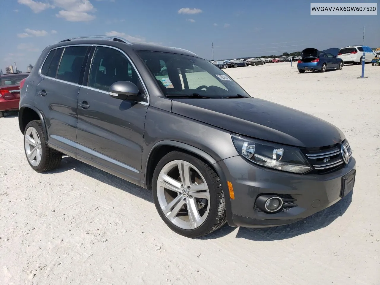 2016 Volkswagen Tiguan S VIN: WVGAV7AX6GW607520 Lot: 74901804