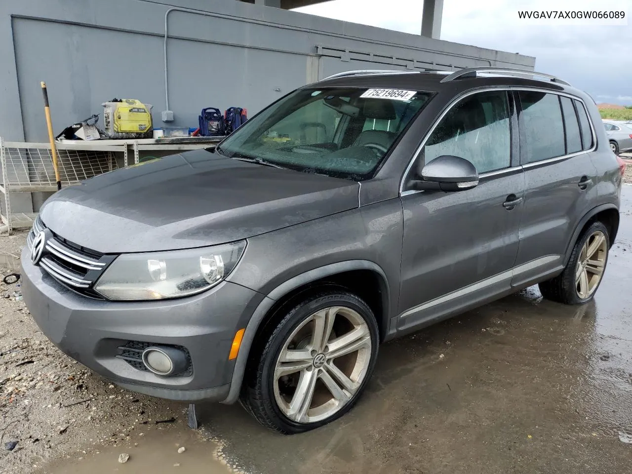 2016 Volkswagen Tiguan S VIN: WVGAV7AX0GW066089 Lot: 75219694