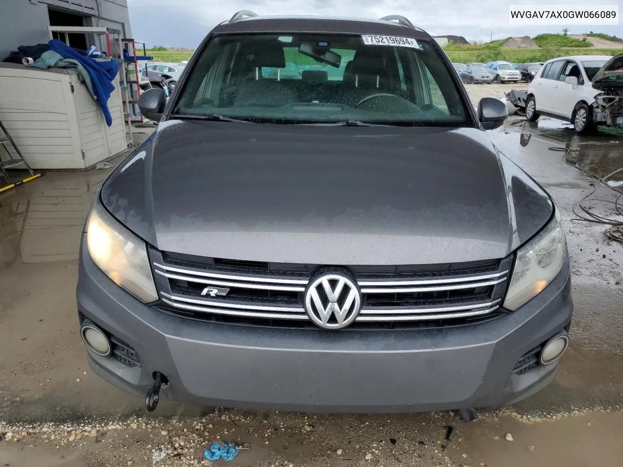 2016 Volkswagen Tiguan S VIN: WVGAV7AX0GW066089 Lot: 75219694