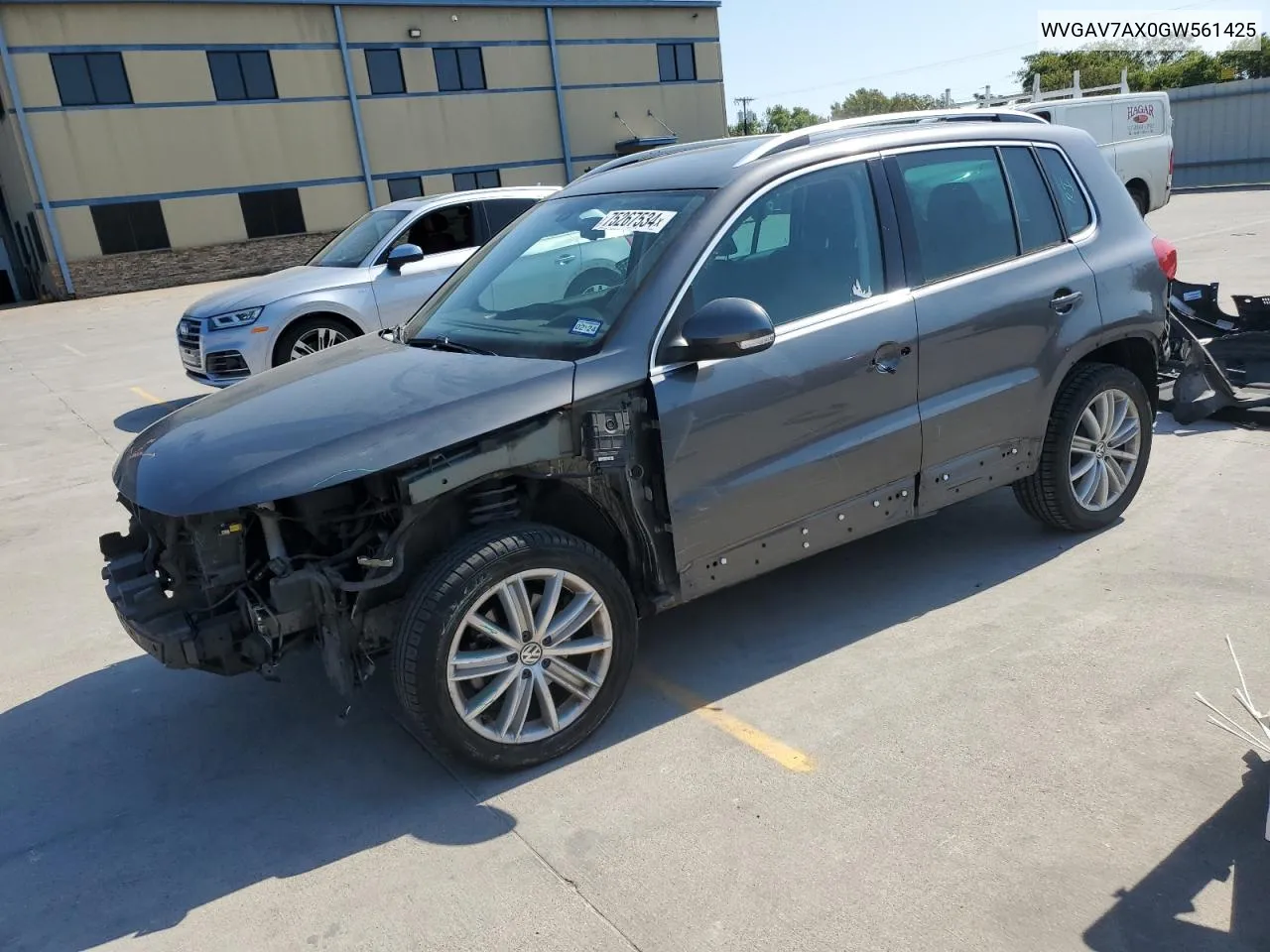 2016 Volkswagen Tiguan S VIN: WVGAV7AX0GW561425 Lot: 75267534