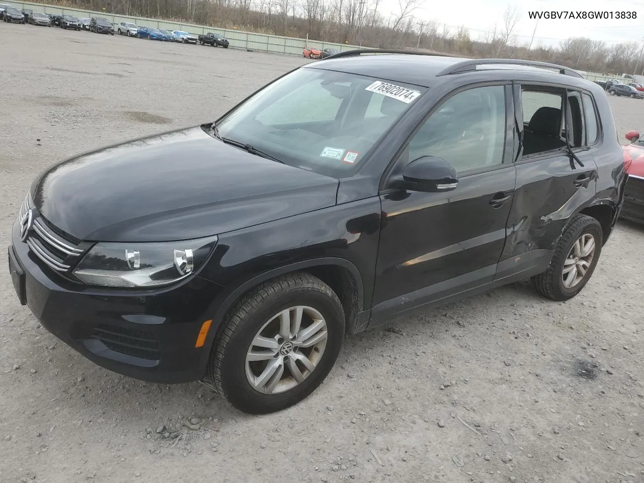 2016 Volkswagen Tiguan S VIN: WVGBV7AX8GW013838 Lot: 76902074