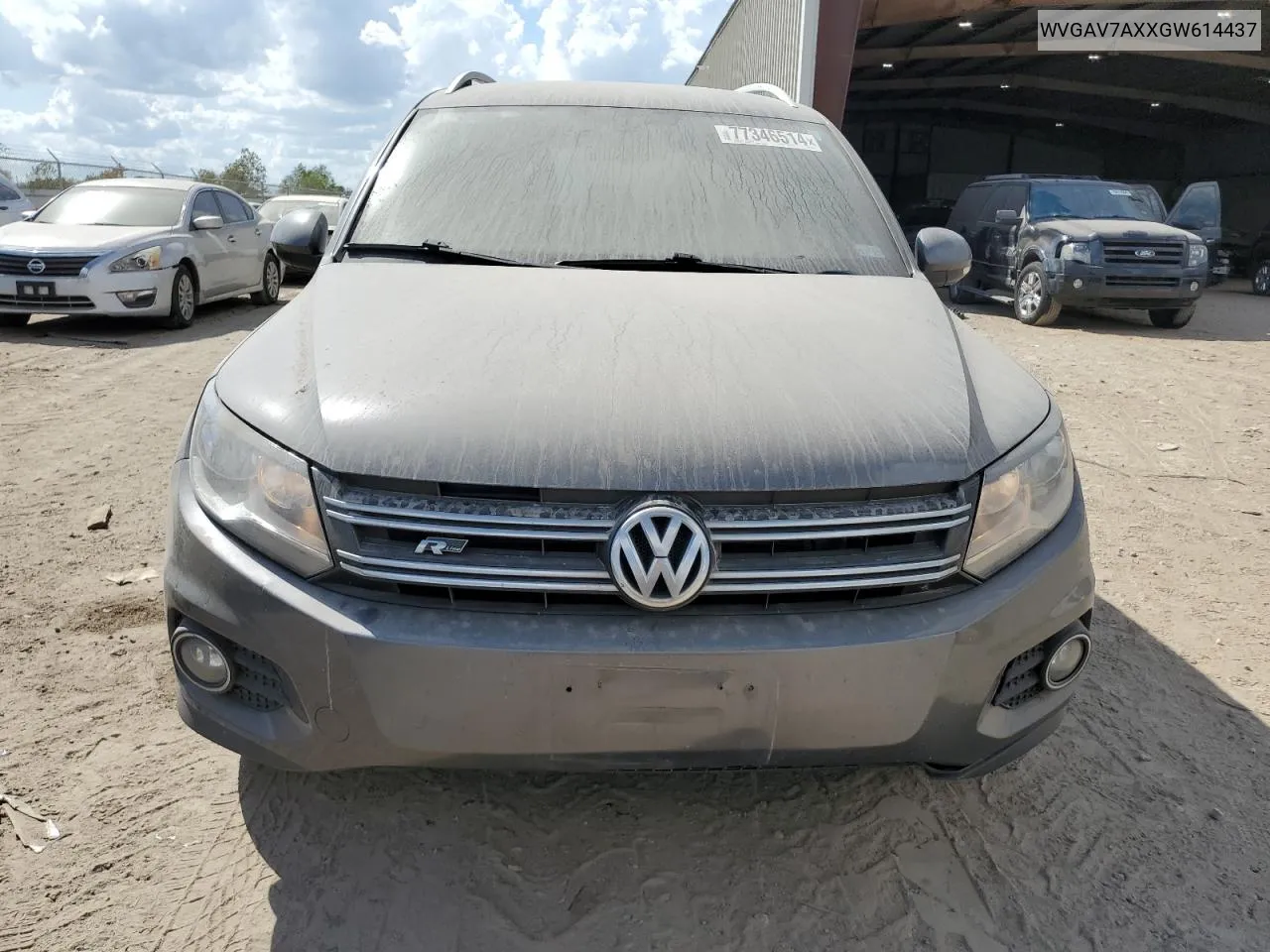 2016 Volkswagen Tiguan S VIN: WVGAV7AXXGW614437 Lot: 77346514