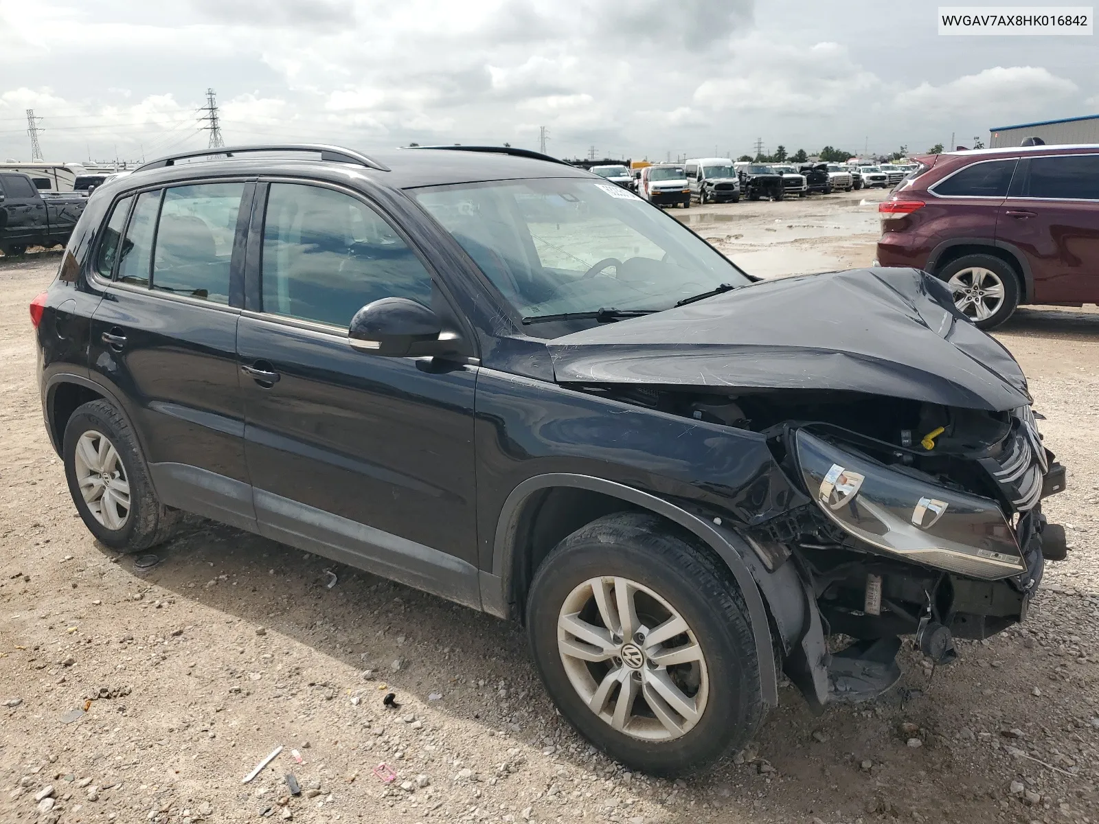 WVGAV7AX8HK016842 2017 Volkswagen Tiguan S