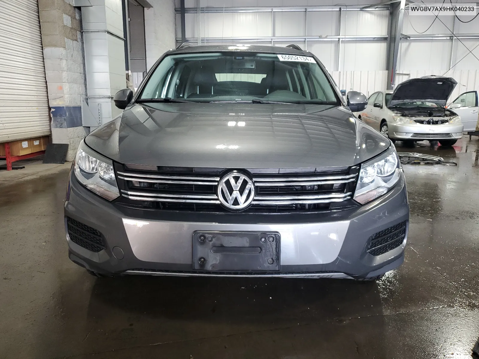 2017 Volkswagen Tiguan S VIN: WVGBV7AX9HK040233 Lot: 65052134