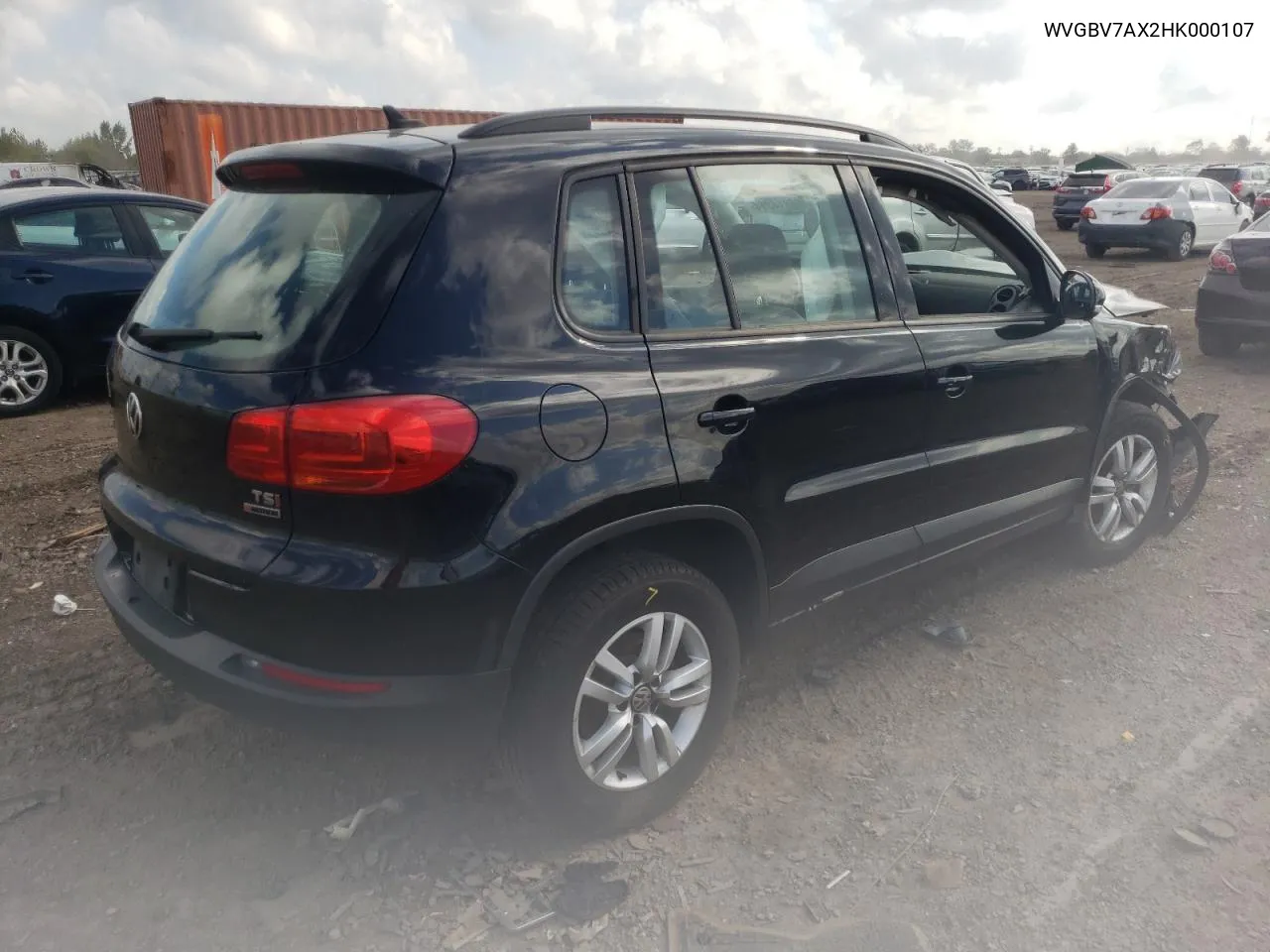 WVGBV7AX2HK000107 2017 Volkswagen Tiguan S