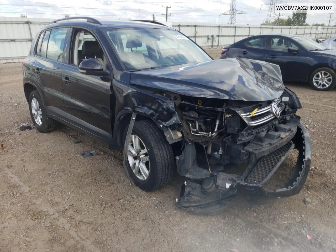 WVGBV7AX2HK000107 2017 Volkswagen Tiguan S