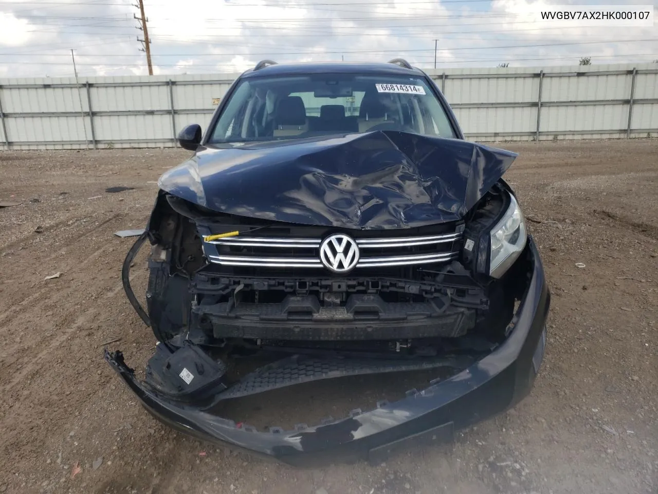 2017 Volkswagen Tiguan S VIN: WVGBV7AX2HK000107 Lot: 66814314