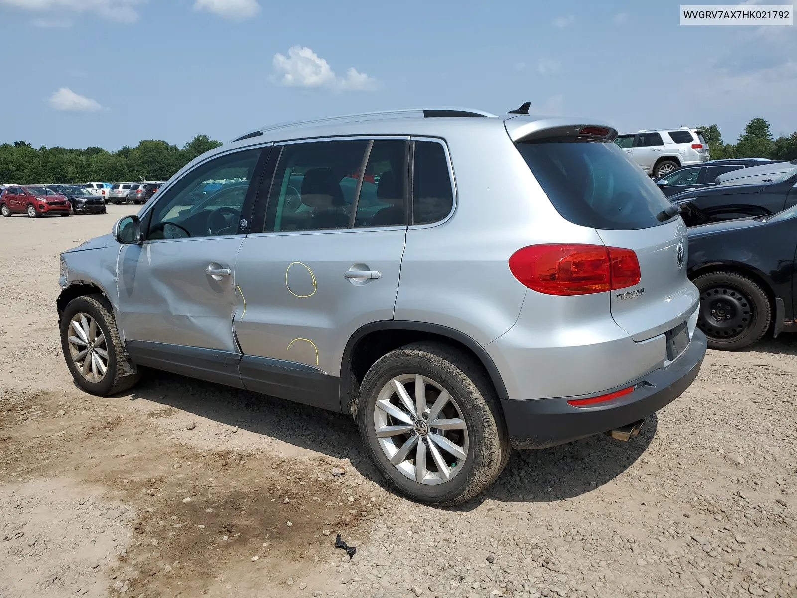 2017 Volkswagen Tiguan Wolfsburg VIN: WVGRV7AX7HK021792 Lot: 67076344