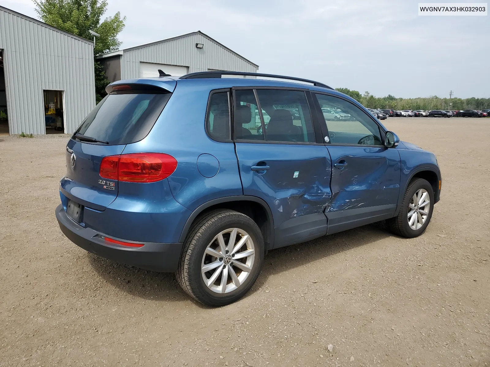 WVGNV7AX3HK032903 2017 Volkswagen Tiguan Wolfsburg