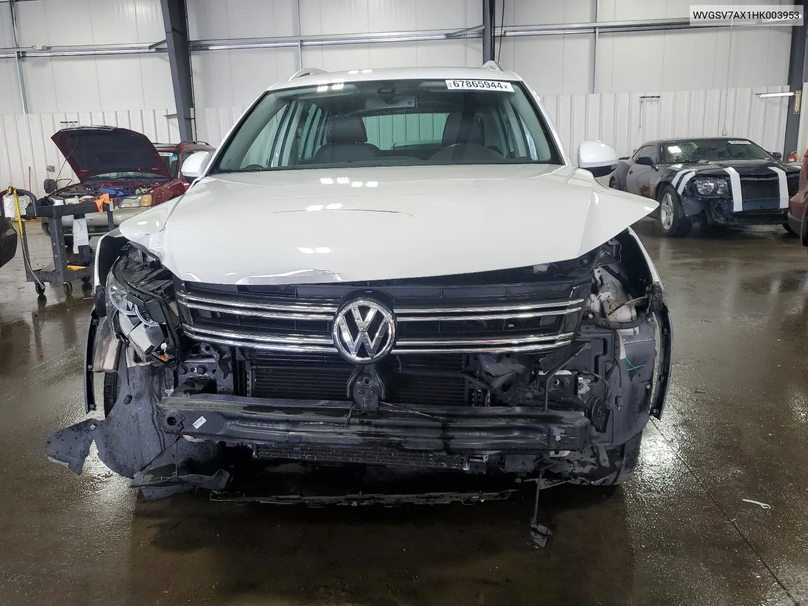 WVGSV7AX1HK003953 2017 Volkswagen Tiguan Wolfsburg