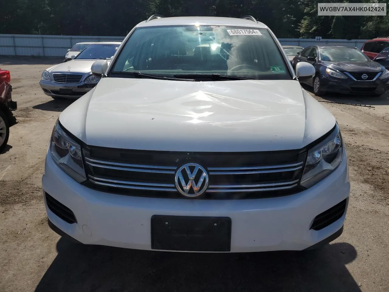 2017 Volkswagen Tiguan S VIN: WVGBV7AX4HK042424 Lot: 68017564