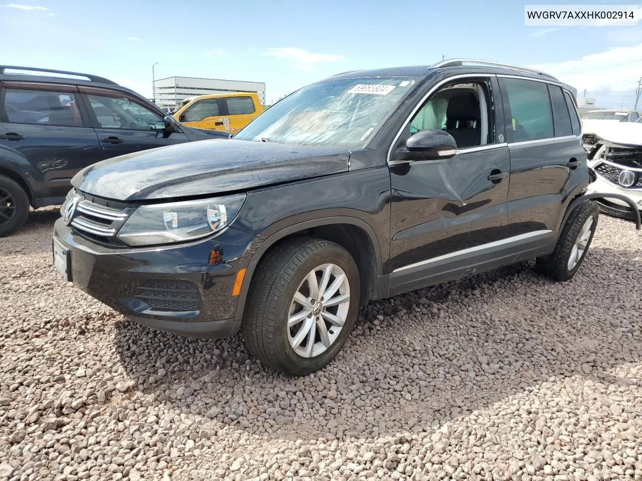 WVGRV7AXXHK002914 2017 Volkswagen Tiguan Wolfsburg