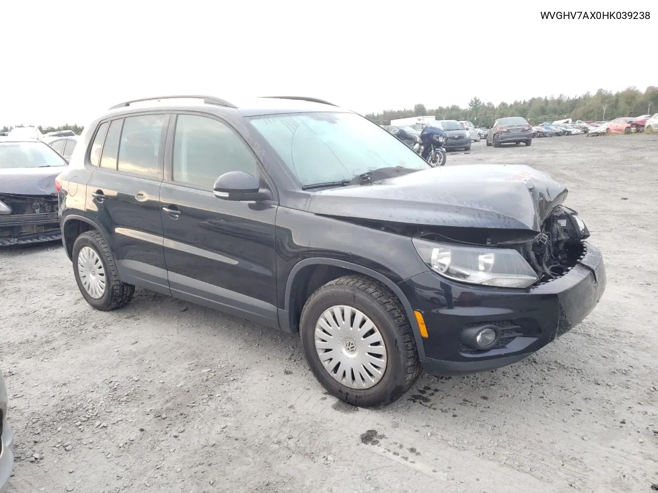 2017 Volkswagen Tiguan Trendline VIN: WVGHV7AX0HK039238 Lot: 70414904