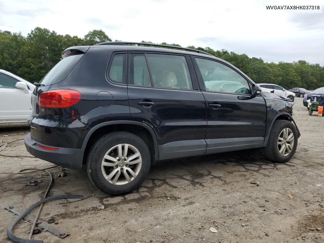 WVGAV7AX8HK037318 2017 Volkswagen Tiguan S