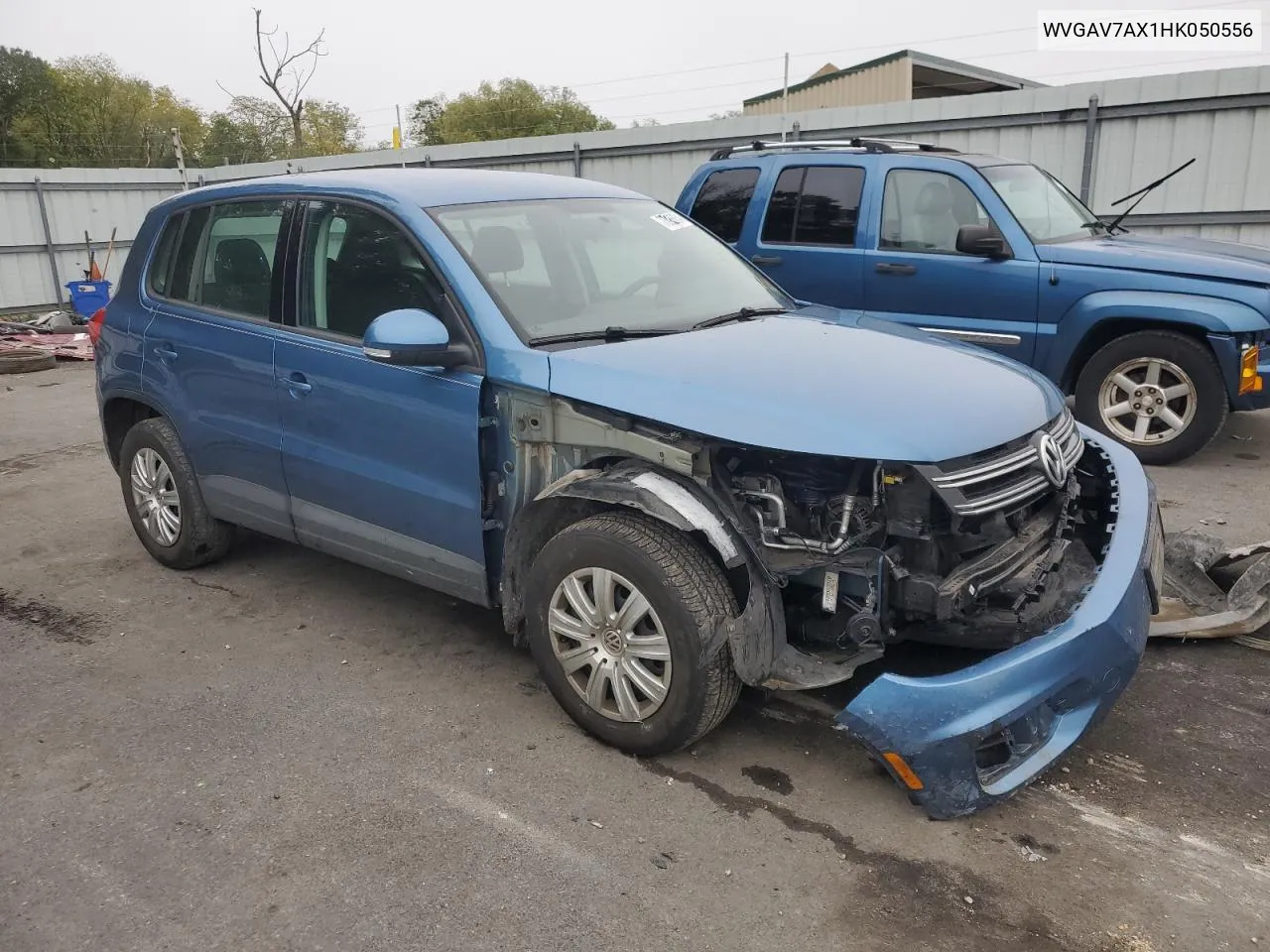 2017 Volkswagen Tiguan S VIN: WVGAV7AX1HK050556 Lot: 73036834