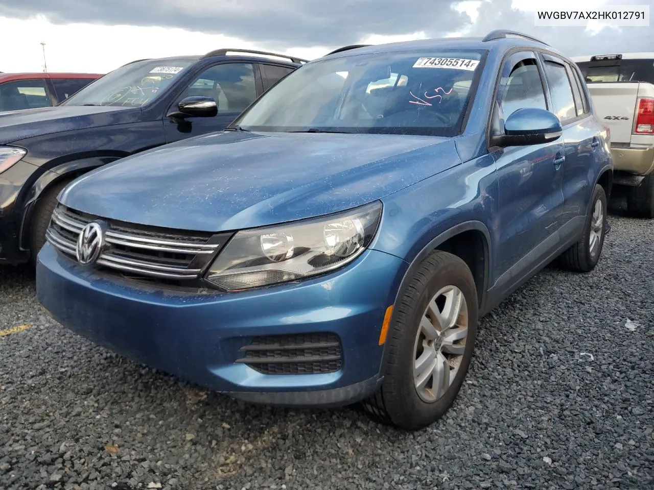 2017 Volkswagen Tiguan S VIN: WVGBV7AX2HK012791 Lot: 74305514