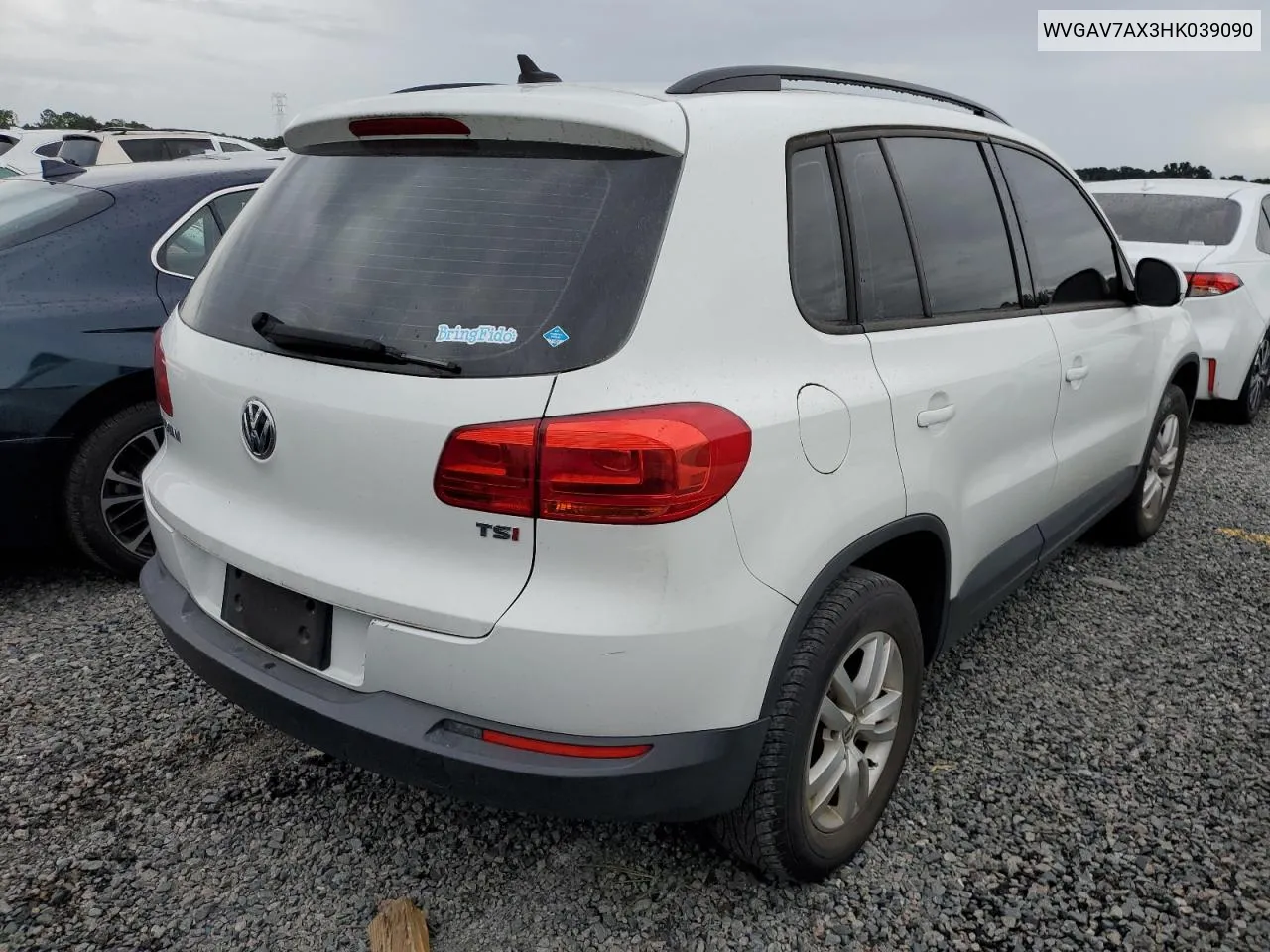 WVGAV7AX3HK039090 2017 Volkswagen Tiguan S