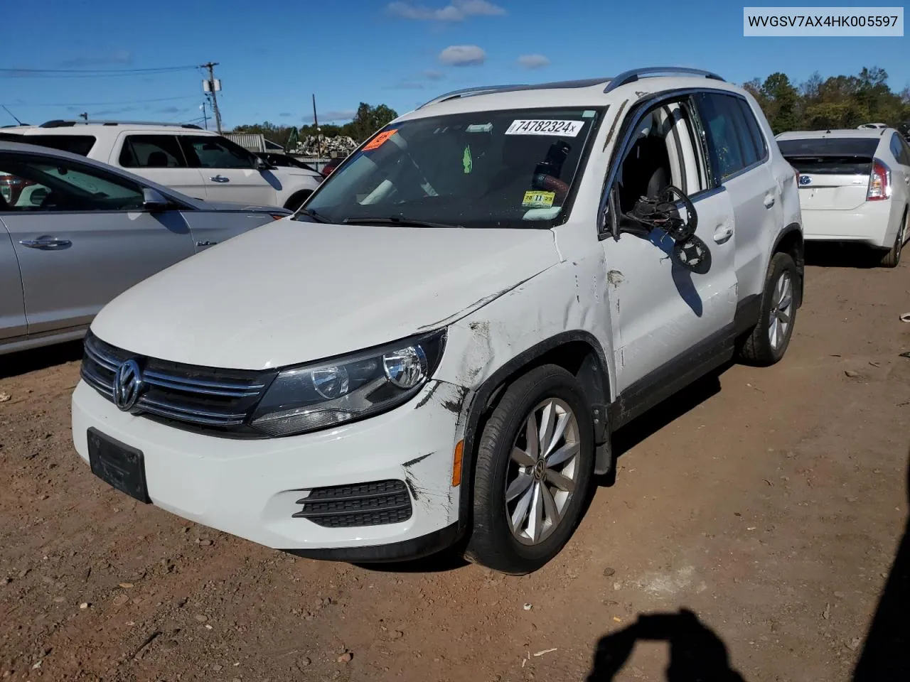 2017 Volkswagen Tiguan Wolfsburg VIN: WVGSV7AX4HK005597 Lot: 74782324