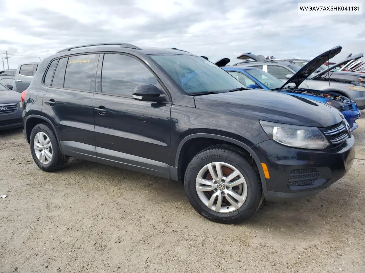 2017 Volkswagen Tiguan S VIN: WVGAV7AX5HK041181 Lot: 74968824