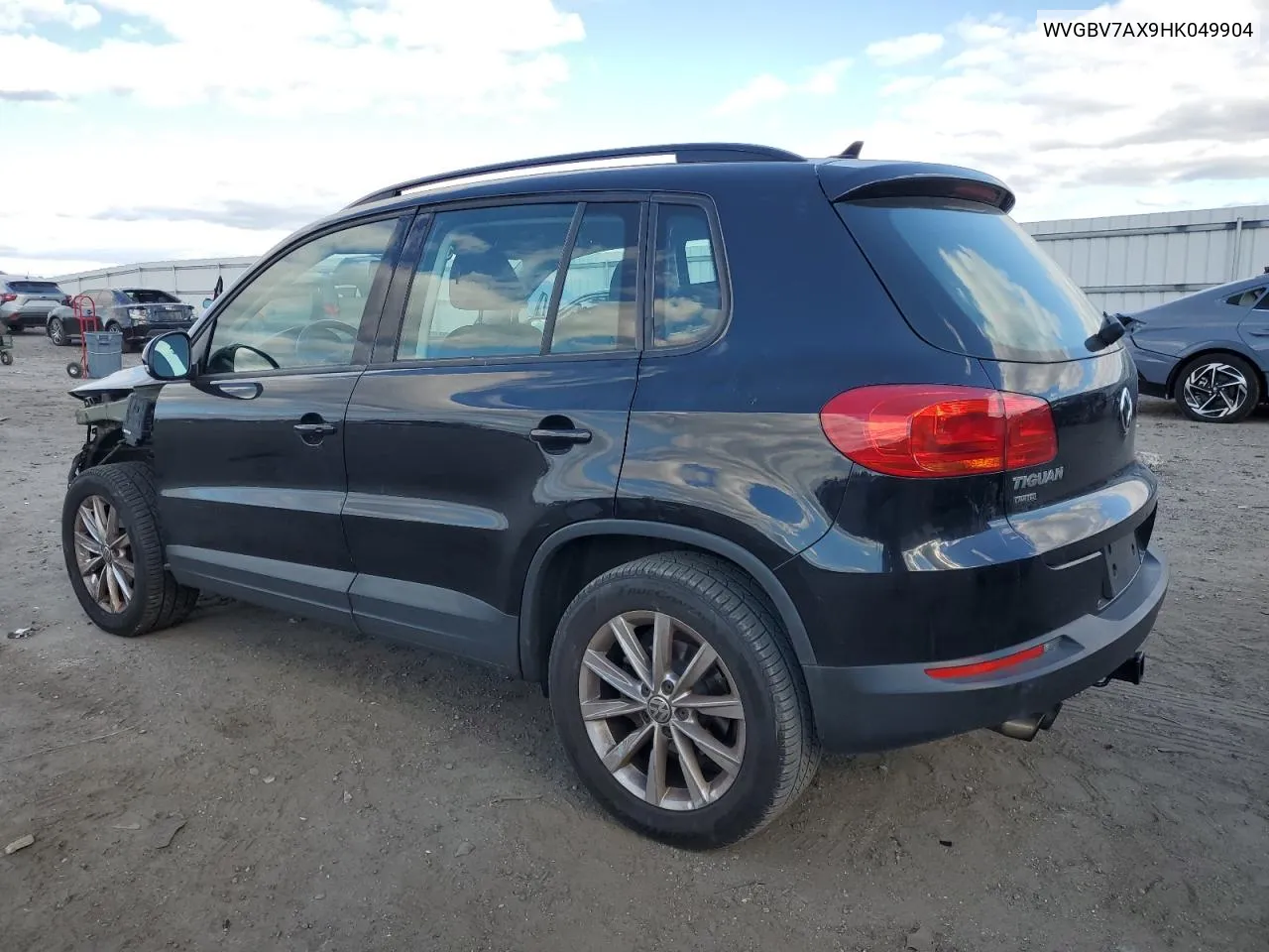 2017 Volkswagen Tiguan S VIN: WVGBV7AX9HK049904 Lot: 75823604